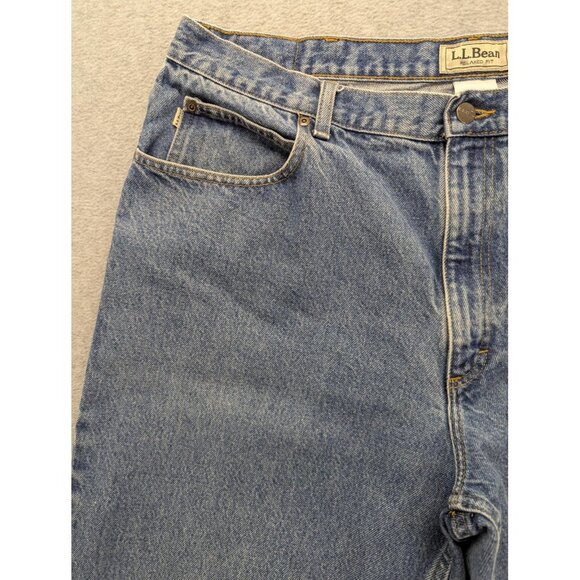 L.L.Bean Jeans Mens 40x34 Blue Relaxed Fit Straight Leg Zip Fly Cotton Denim - Picture 2 of 15